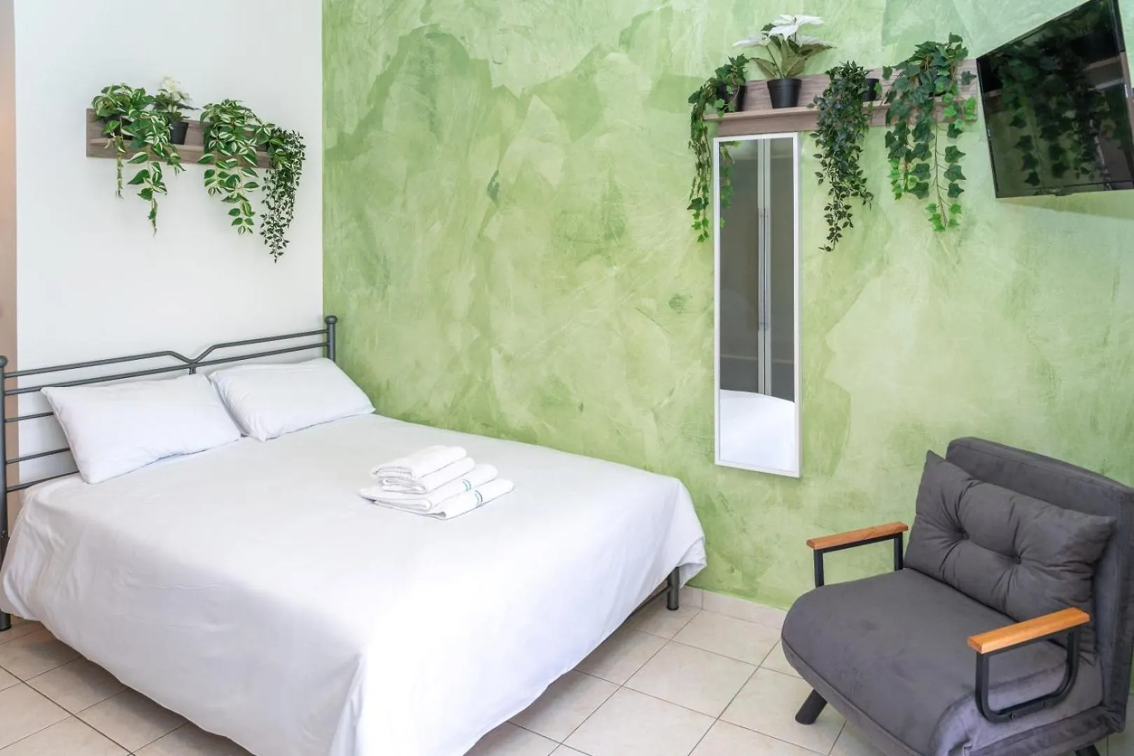 Kosmos Sercvice Apartment Beautiful Studio 2 With Additional Cost Parking Selanik