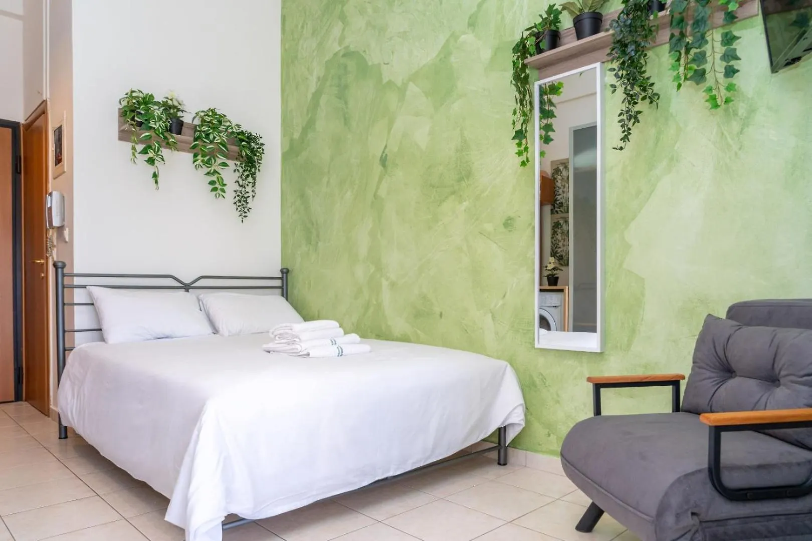 Kosmos Sercvice Apartment Beautiful Studio 2 With Additional Cost Parking Selanik